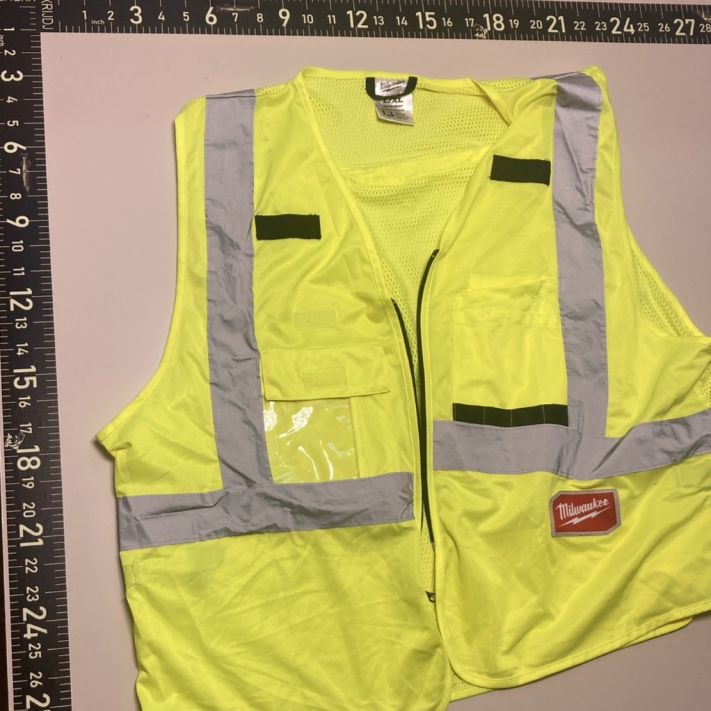 Milwaukee Hi-Visibility Safety Vest L/XL Yellow Gray 48-73-5022